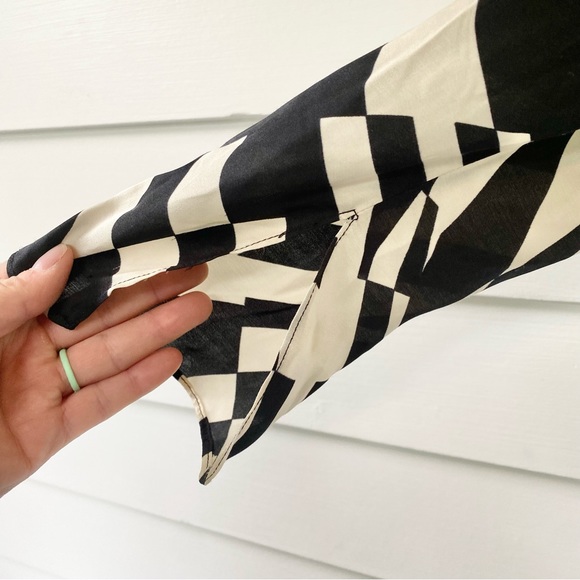 NEW Zara Pleat Neck Mod Geometric Top - Picture 10 of 12